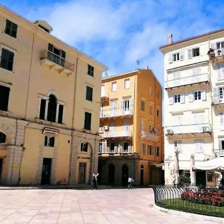 Liston Allure Apartamento *